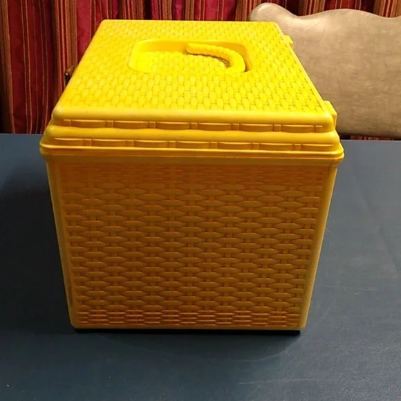 Vintage Yellow Woven Sewing Box Two trays Wil-hold by Wilson Cottagecore